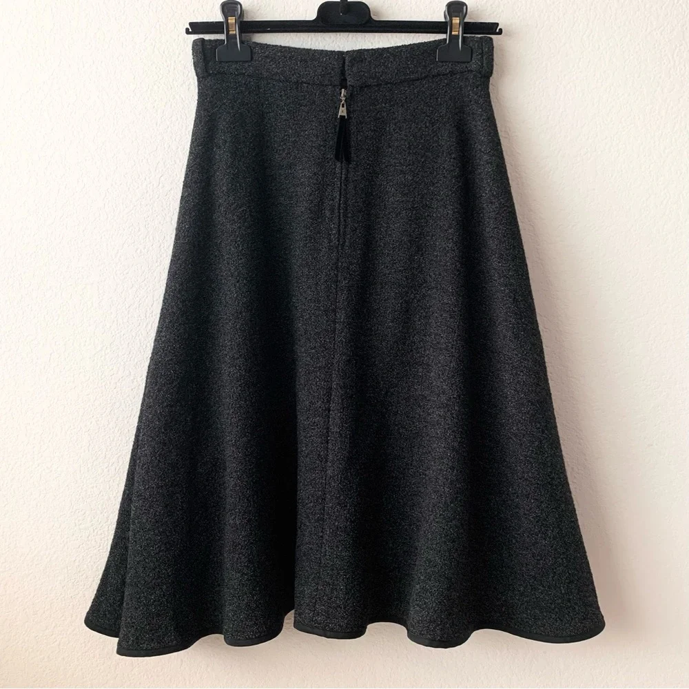 Louis Vuitton wool blend knit flare skirt